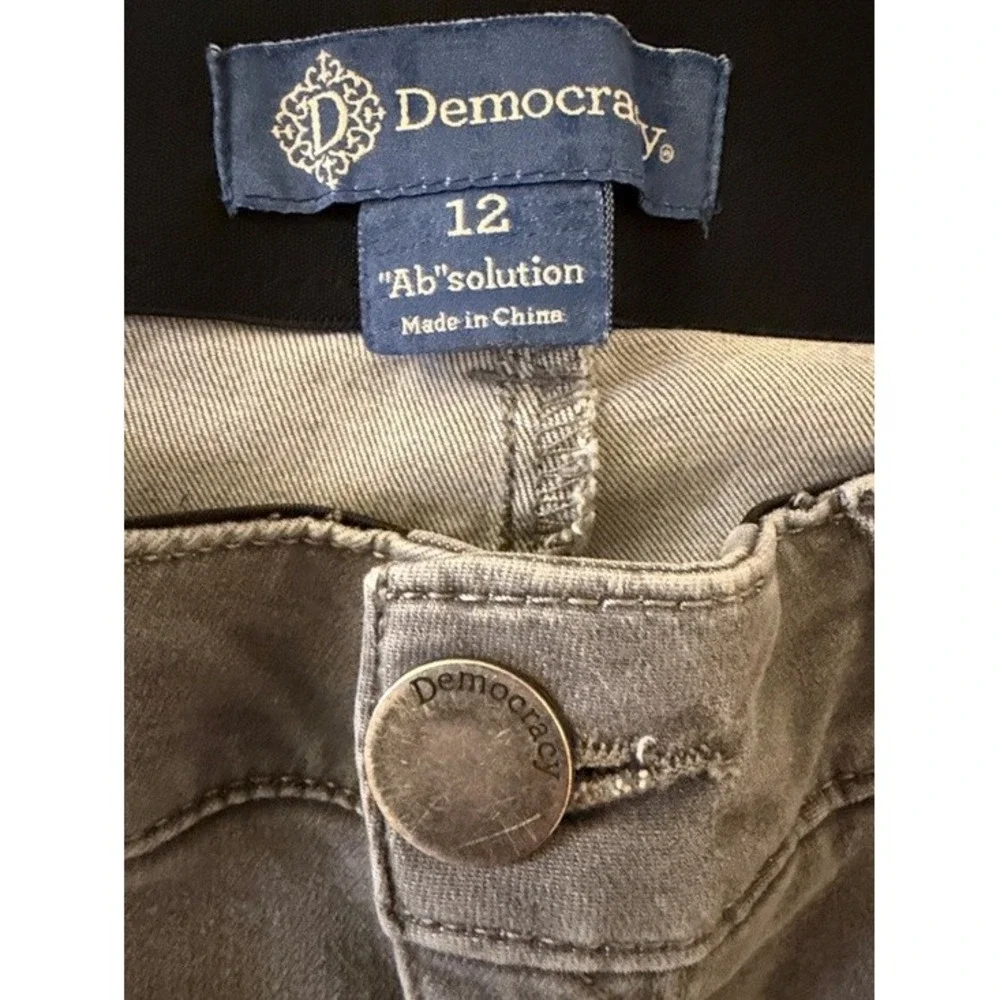Democracy ab solution